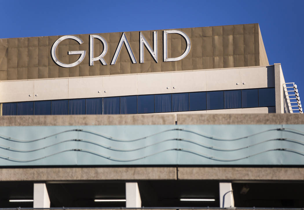 The Wizard Of Oz Ruby Slippers slot play for money