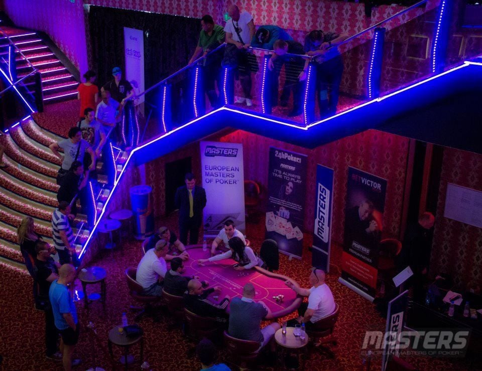 how to withdraw bonus money from Royal Vegas casino